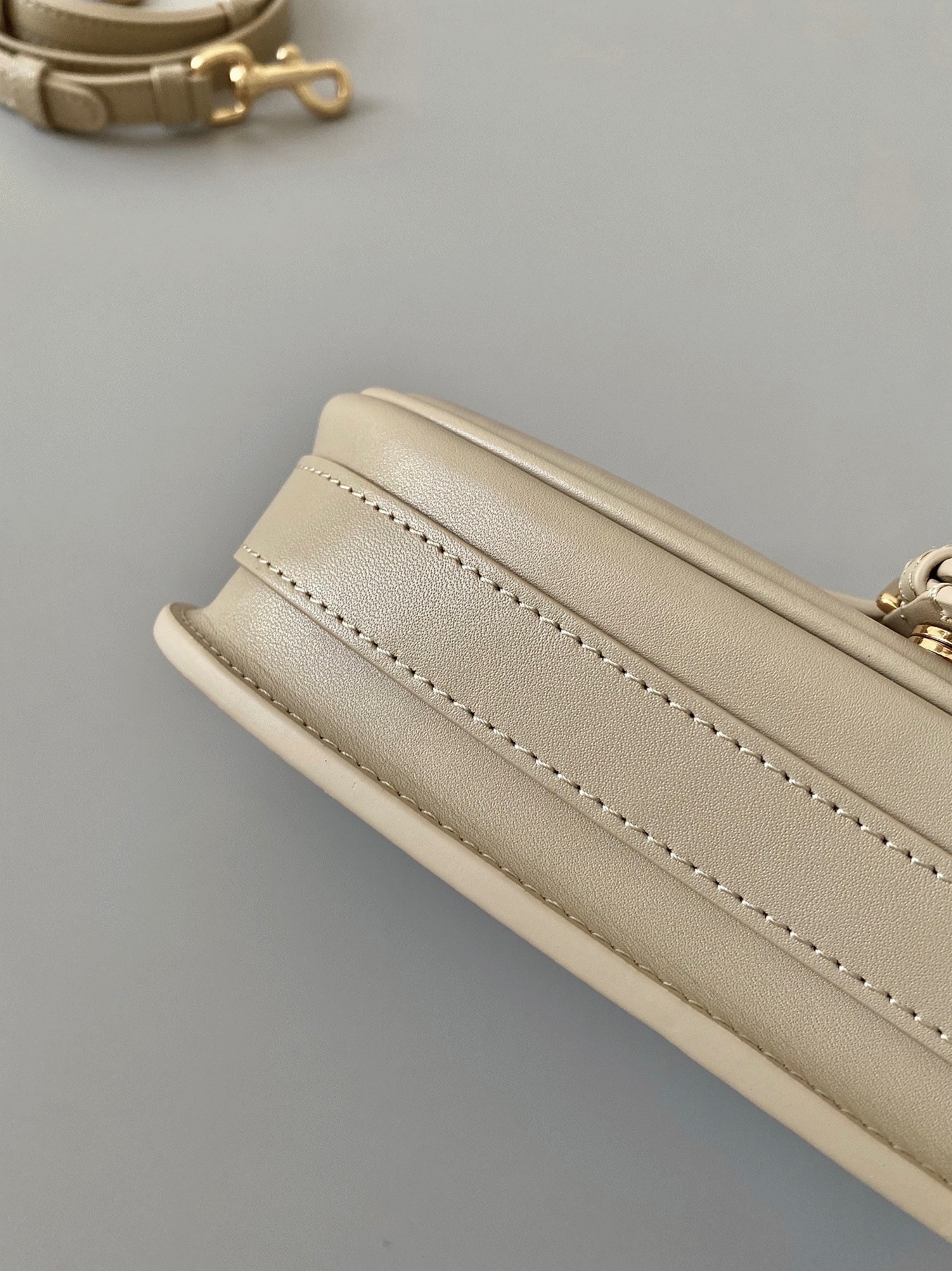 Dior Bobby East-West Bag Replica in Beige