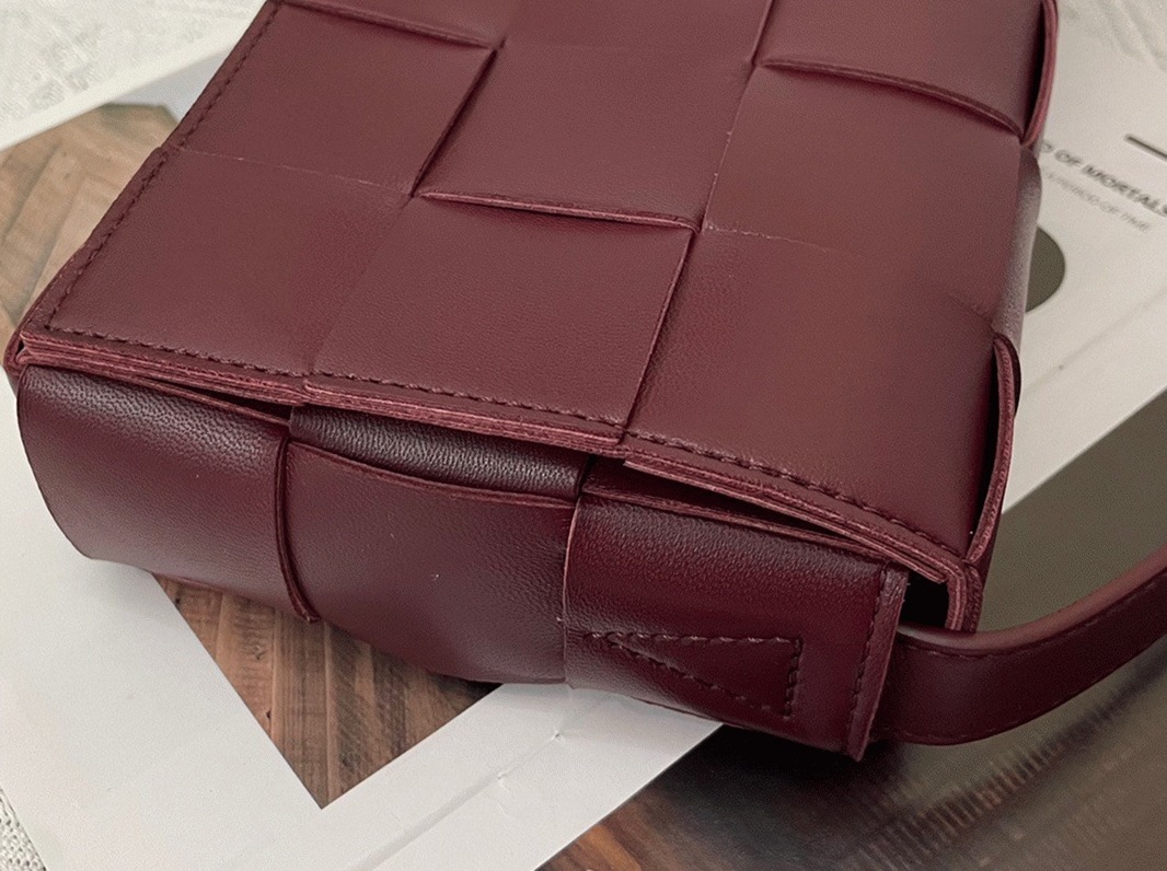 Top Quality Faux Bottega Veneta Cassette Bag In Bordeaux