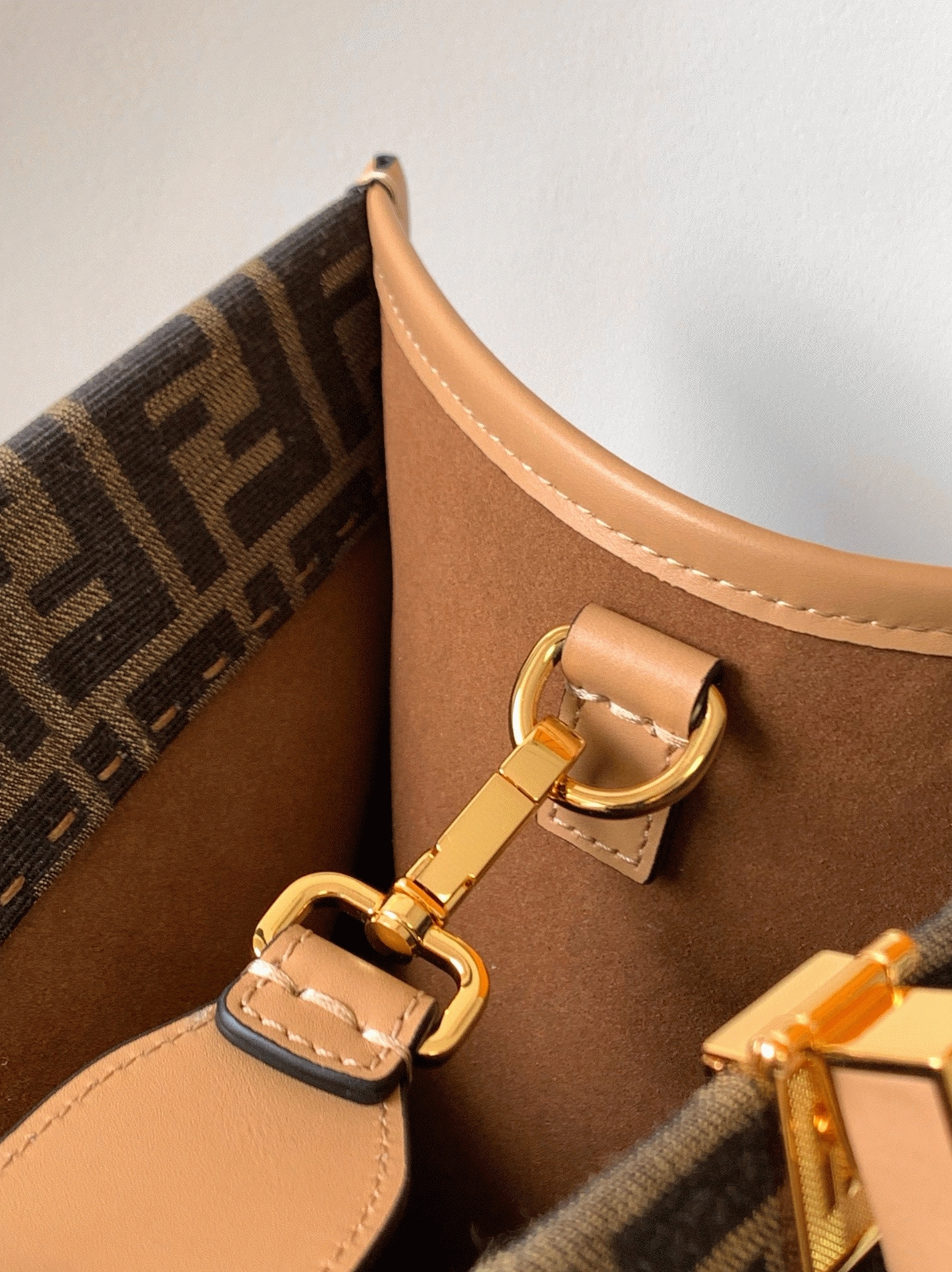 Top Quality Replica Fendi Sunshine Large Tote Bag in Brown FF Jacquard Fabric