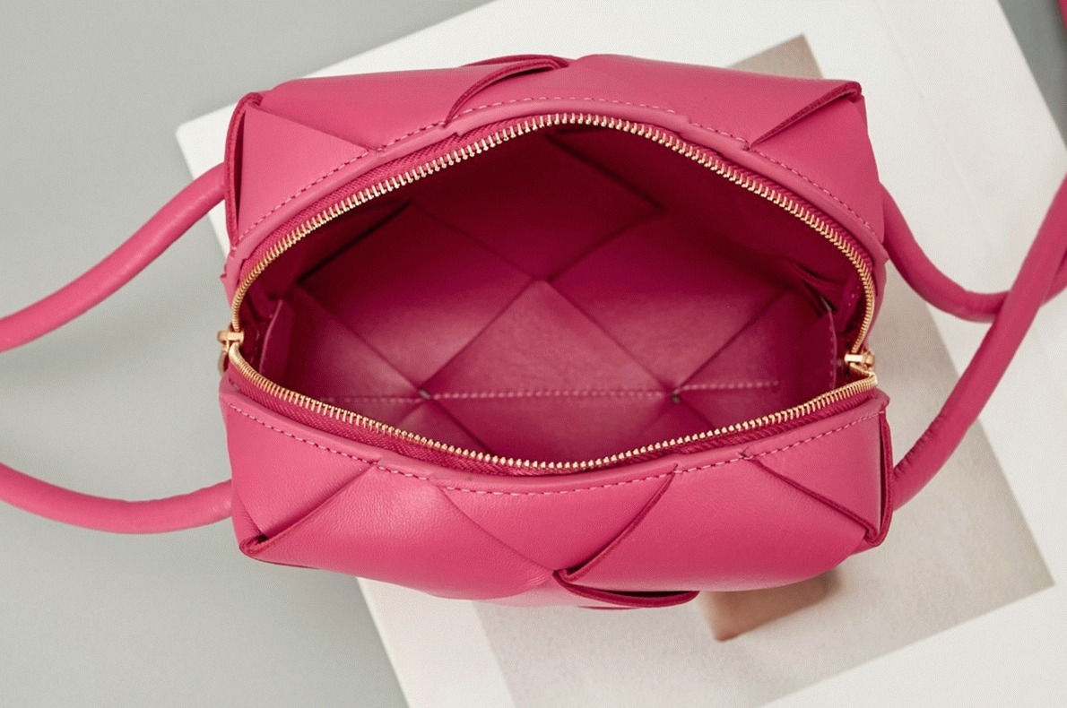 Replica Bottega Veneta Mini Cassette Camera Bag Cranberry