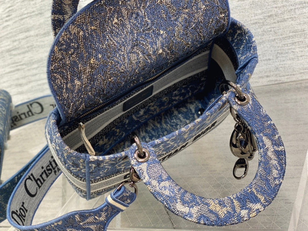 Dior Lady D-Lite Medium Bag Replica in Blue Brocart Denim-Effect Embroidery