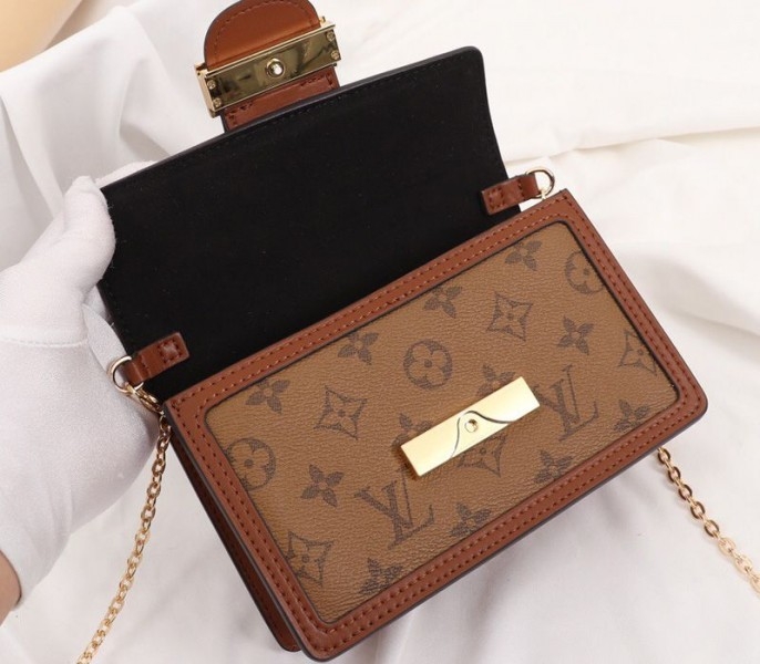 Louis Vuitton Monogram Reverse Canvas Dauphine Chain Wallet