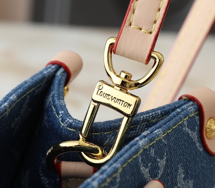 Monogram Denim OnTheGo PM In Blue