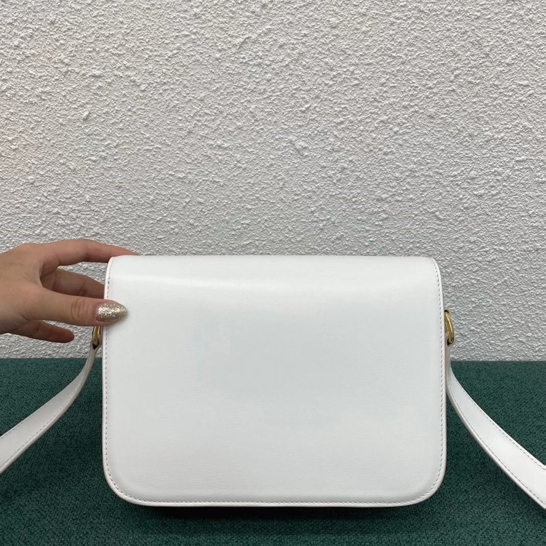Top Quality Replica Celine Triomphe Medium Bag In White