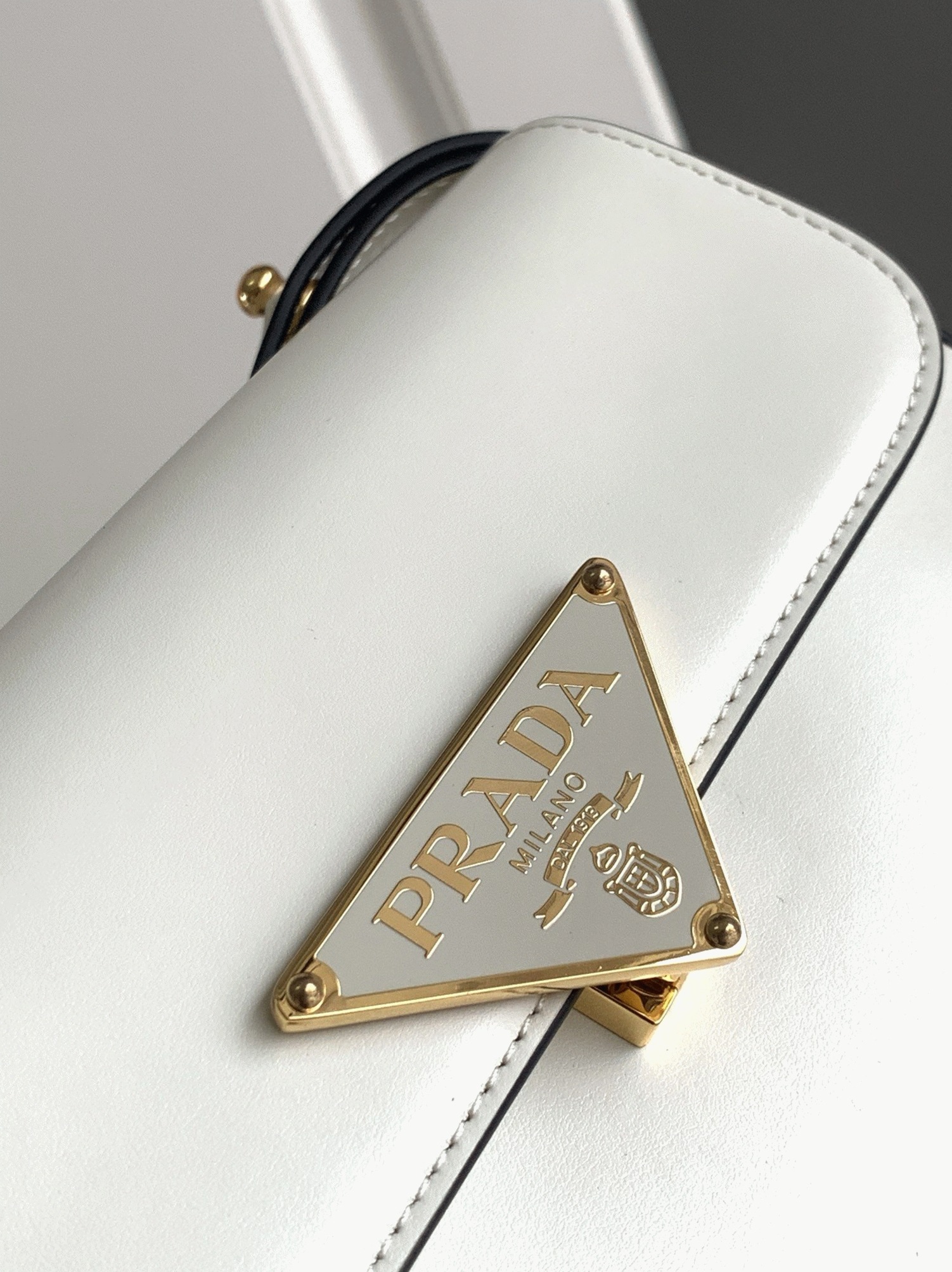 Prada Shoulder Bag Fake in White