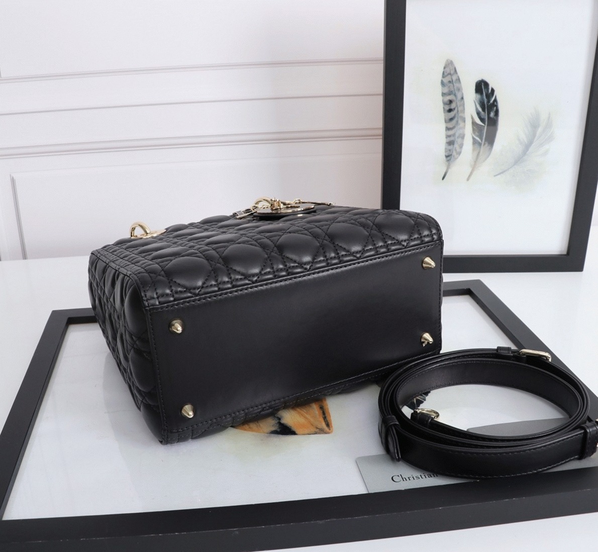 Dior Lady Dior Medium Bag Replica in Black