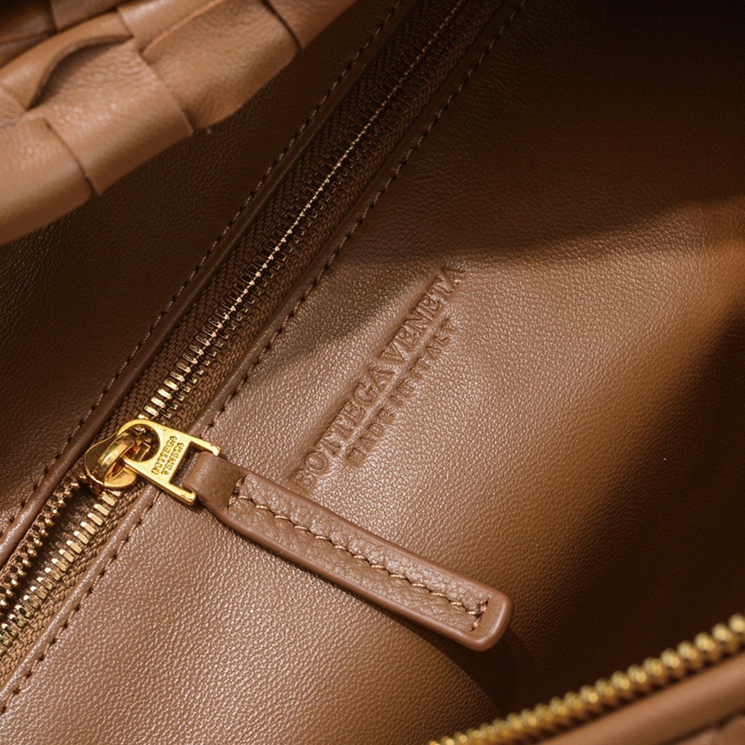 Knockoff Bottega Veneta BV Jodie Teen Bag Caramel