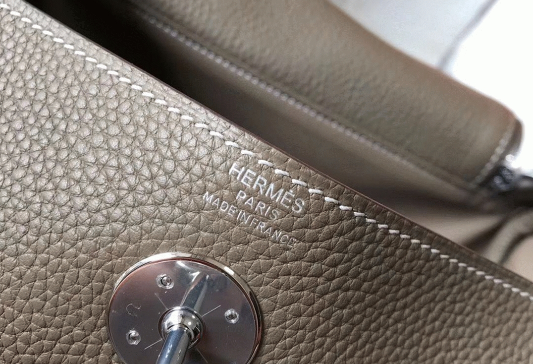 Designer replica Hermes Lindy 26cm handbag in taupe grey