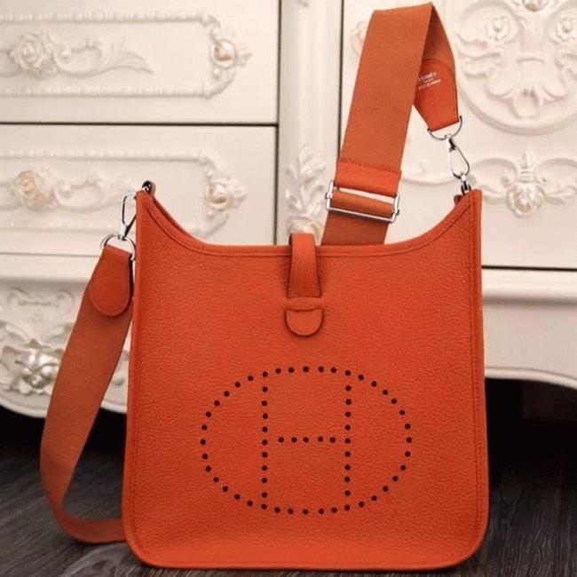 Orange Evelyne III PM Bag Fake AAA Hermes Bright Shoulder Bag