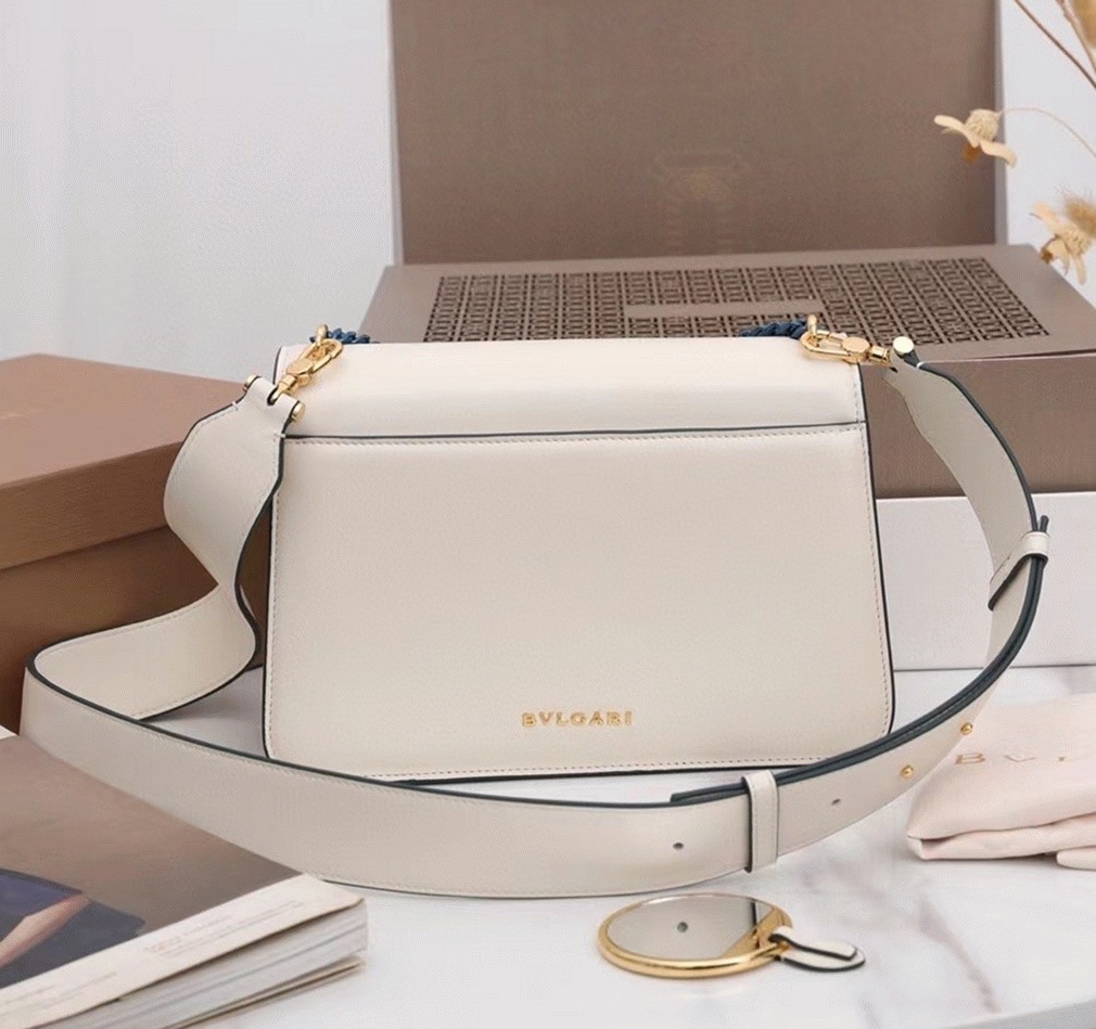 Fake Bvlgari Serpenti Forever Medium Crossbody Bag with Chain White