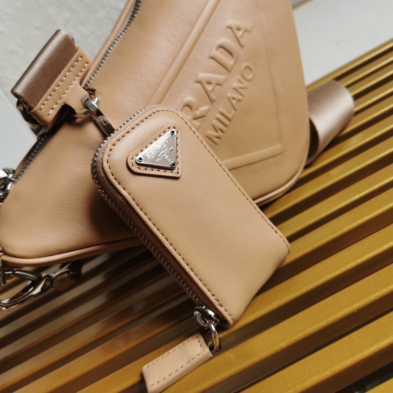Prada Triangle Shoulder Bag Imitation in Beige