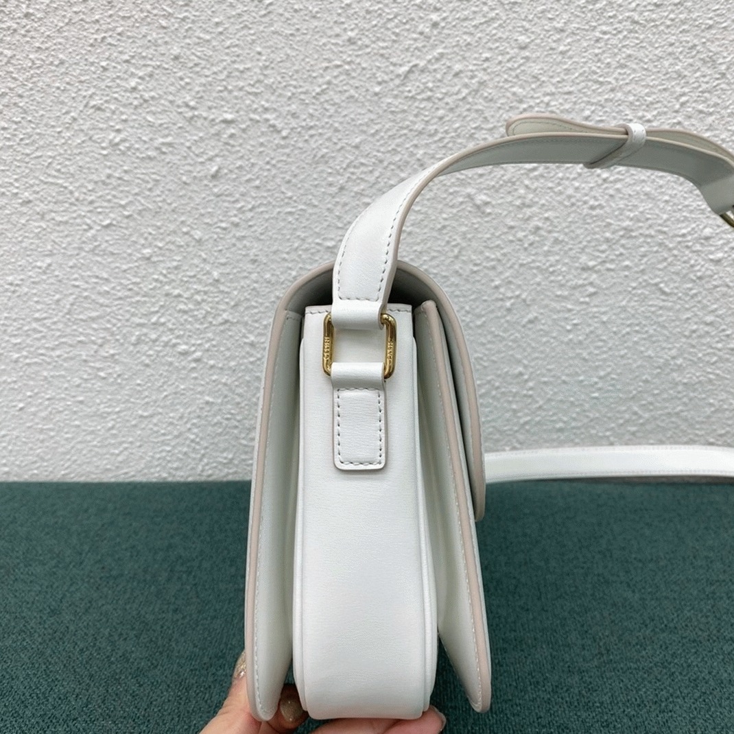 Top Quality Replica Celine Triomphe Medium Bag In White