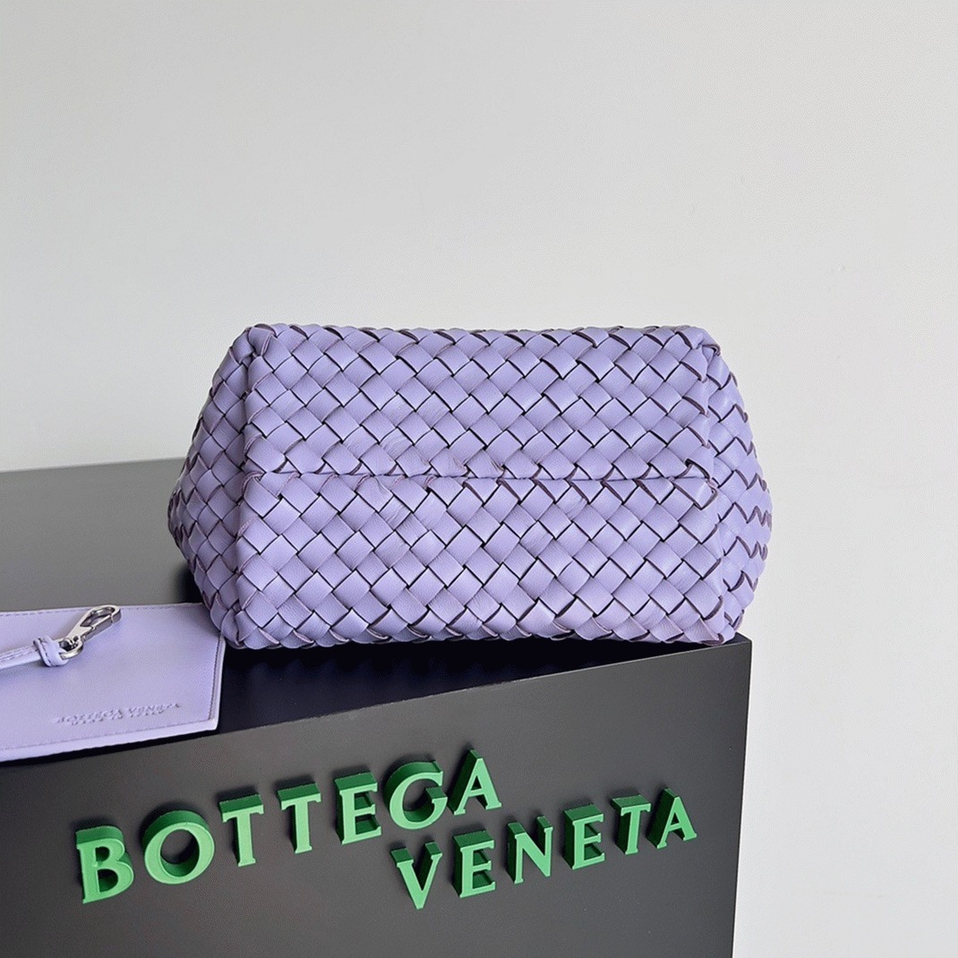 Top Quality Knockoff Bottega Veneta Cabat Mini Bag In Wisteria Intrecciato Lambskin