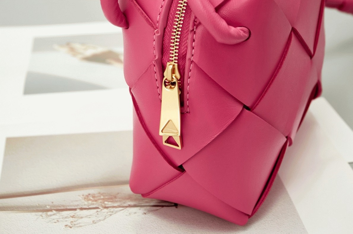 Replica Bottega Veneta Mini Cassette Camera Bag Cranberry