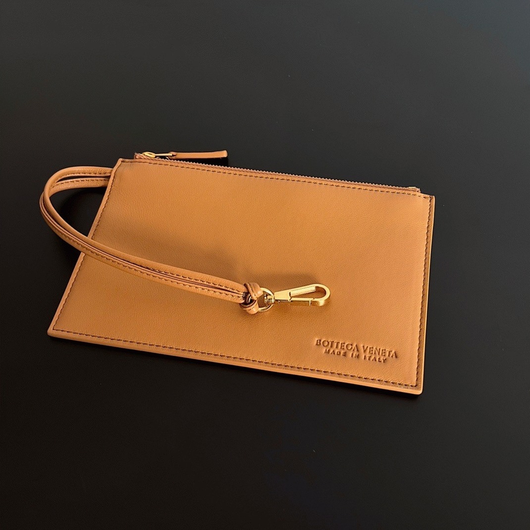 Top Quality Replica Bottega Veneta Cabat Mini Bag In Caramel Intrecciato Lambskin