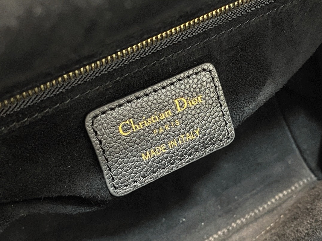 Dior Lady Dior Medium Bag Fake in Noir