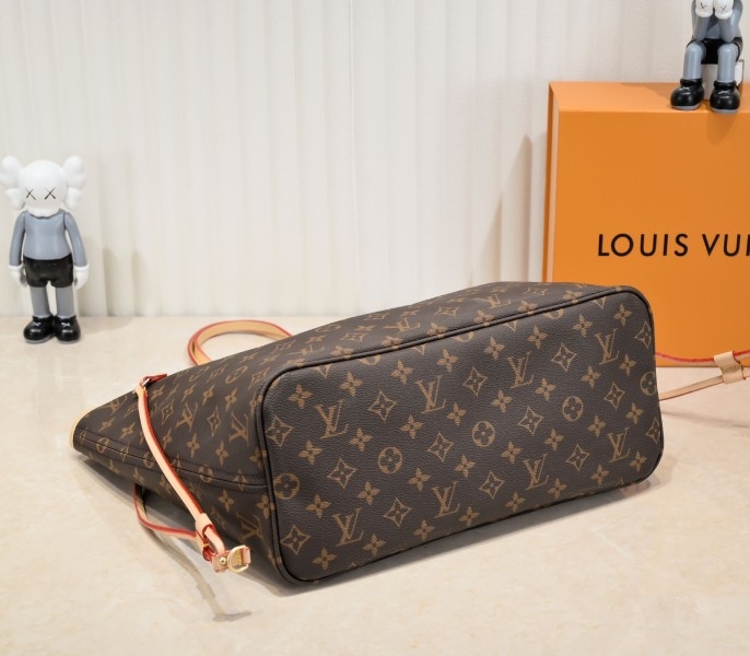 Louis Vuitton Monogram Canvas Neverfull MM Tote In Red