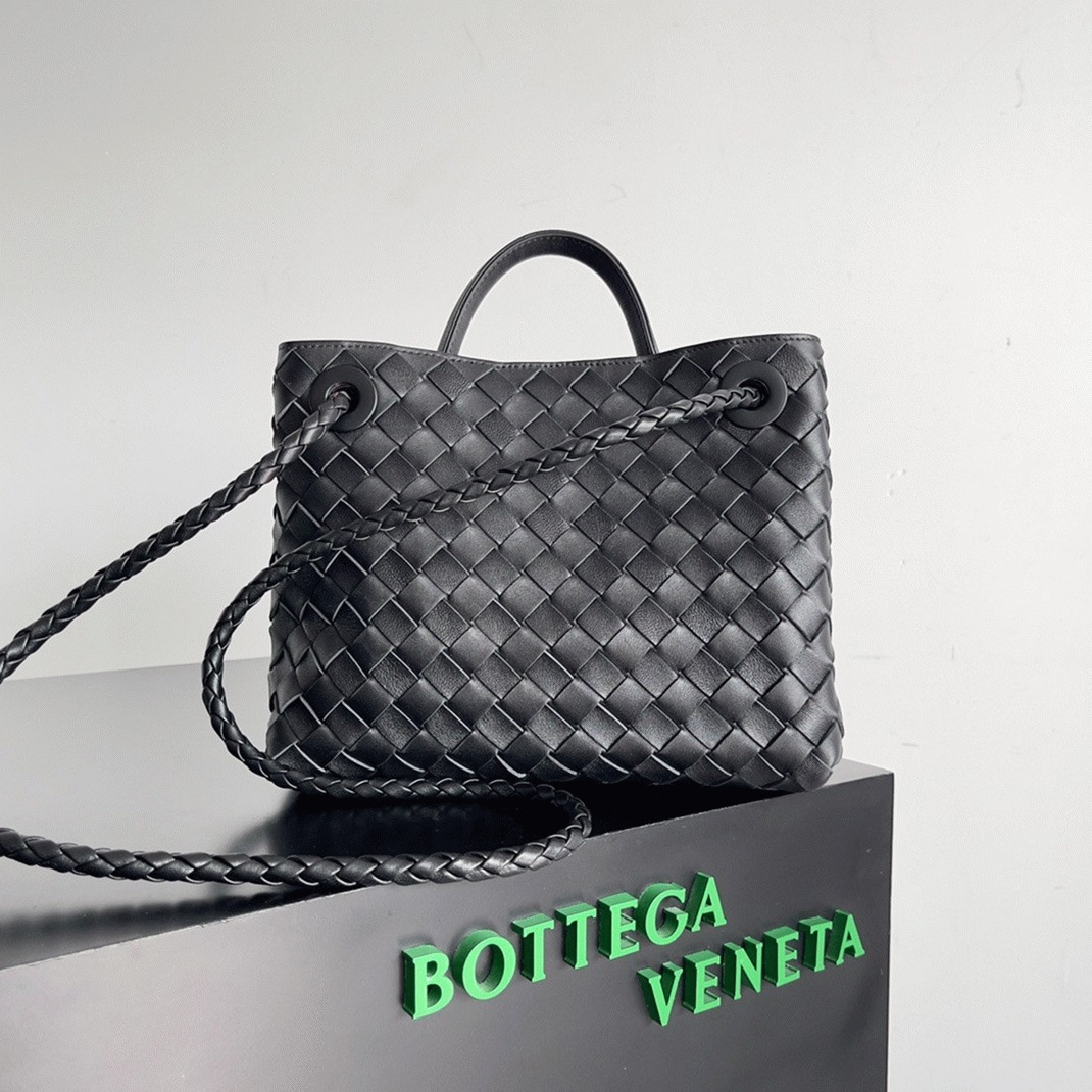 Fake Bottega Veneta Small Andiamo Bag Black