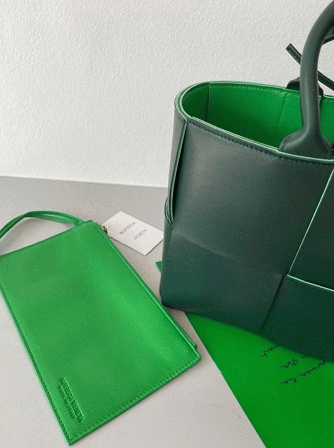 Fake Bottega Veneta Arco Small Tote Green