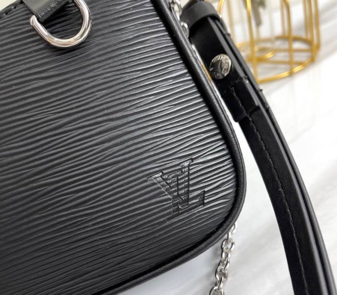 Louis Vuitton Epi Leather Easy Pouch On Strap In Black