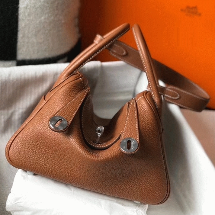 Designer replica Hermes Lindy 30cm bag in gold color
