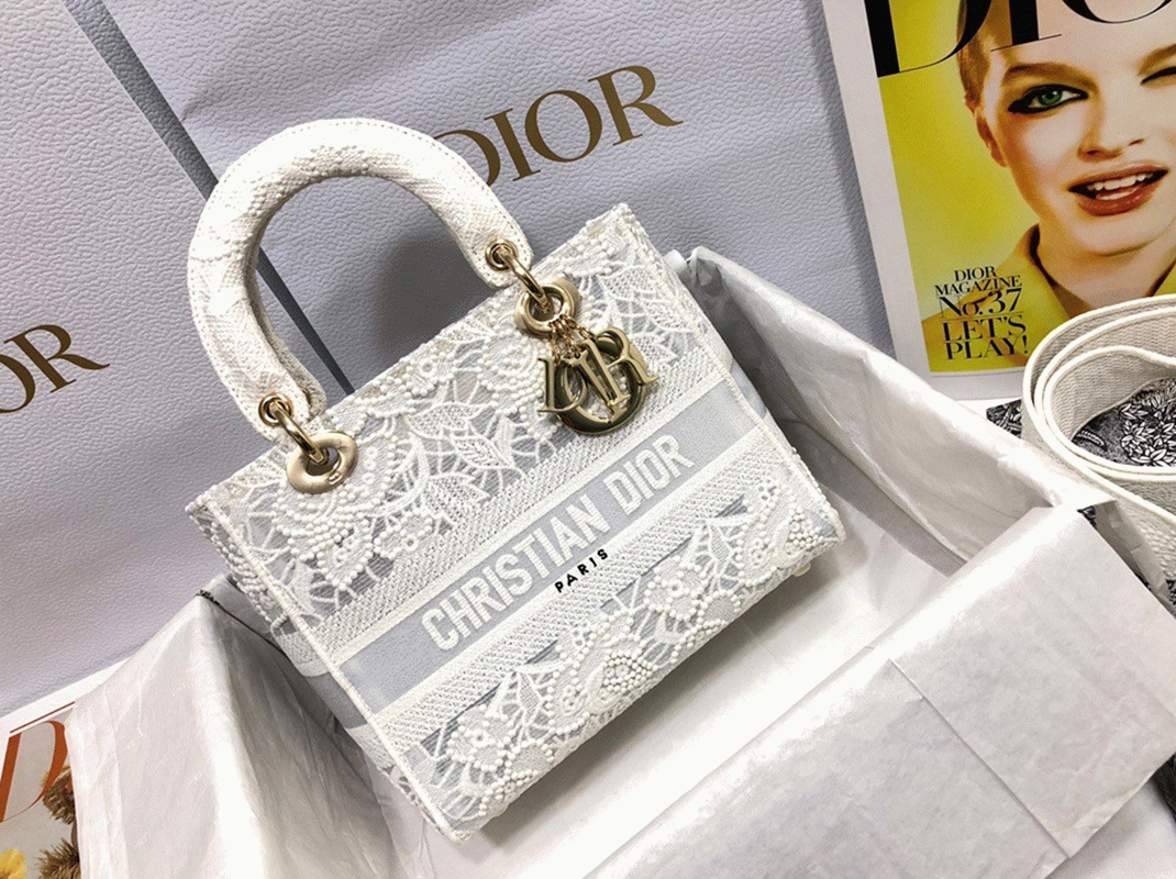 Dior Lady D-Lite Medium Bag Fake in Embroidery with Macrame Effect