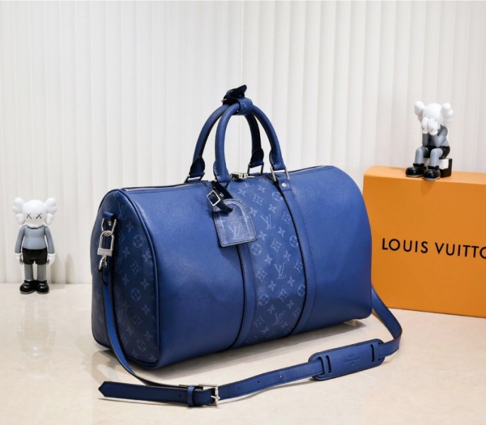 Louis Vuitton Taiga Leather Keepall Bandouliere 50 Travel Bag In Navy Blue
