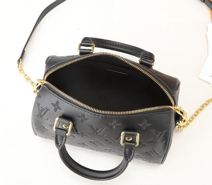 Louis Vuitton Other Leathers Speedy Bandouliere 20 Handbag In Black
