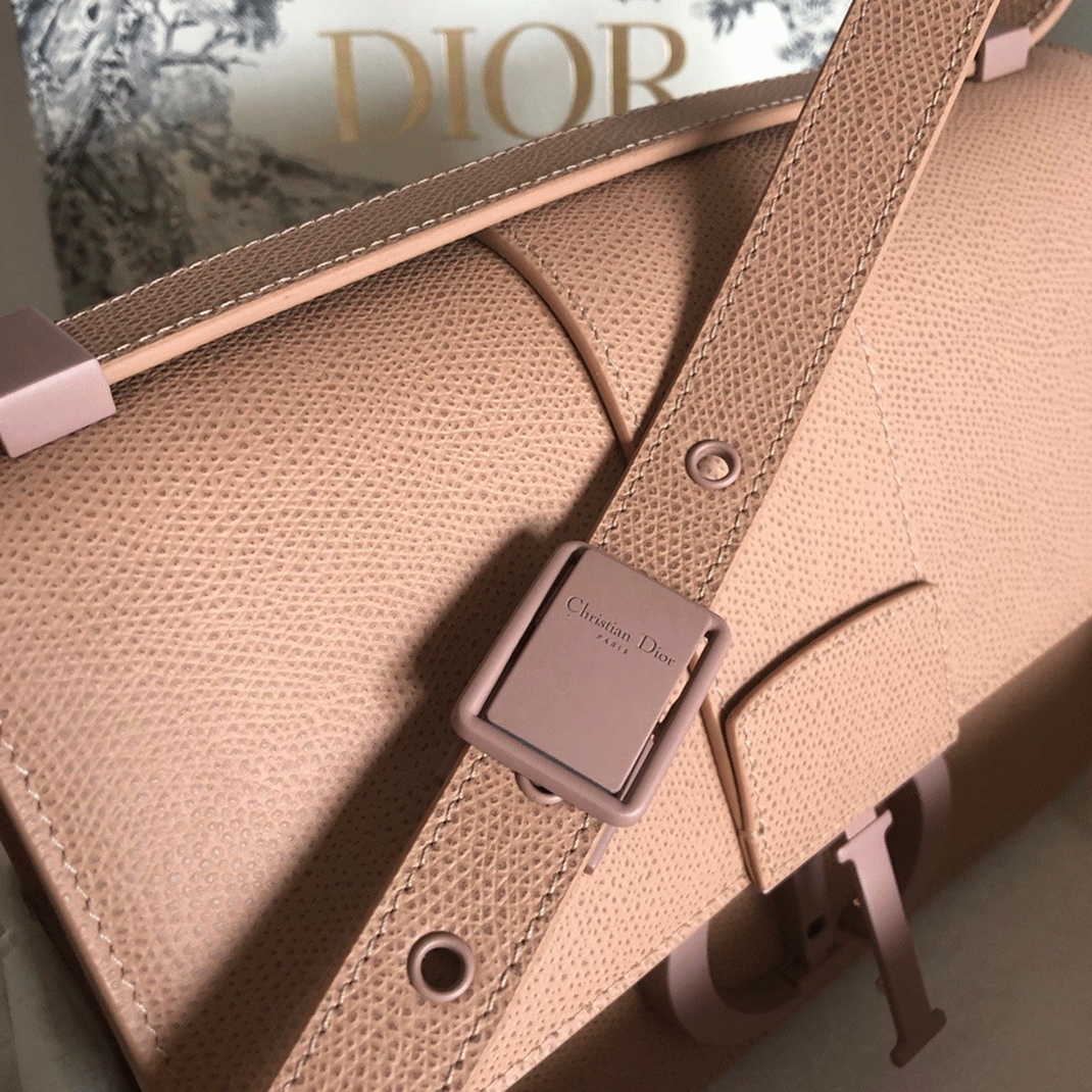 Dior 30 Montaigne Medium Bag Replica in Poudre Ultramatte Grained Calfskin