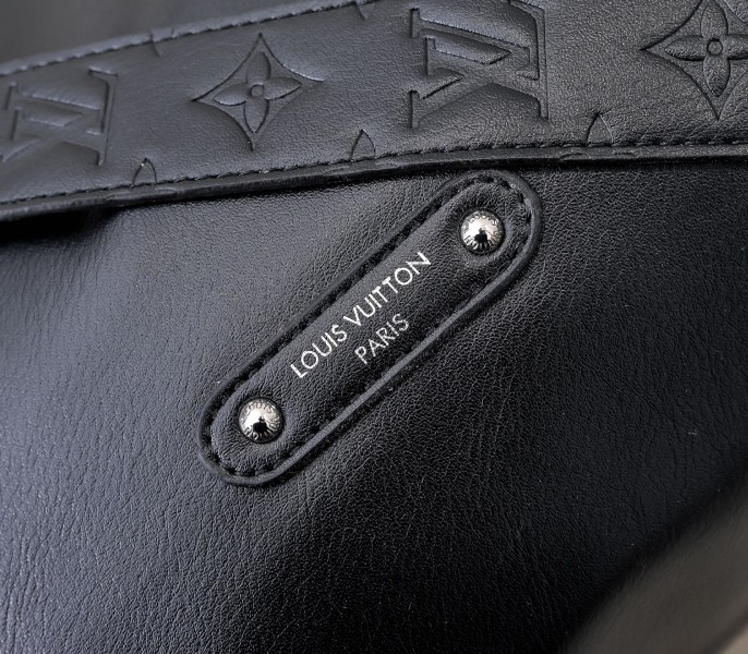 LV Night Vagabond Hobo In Black