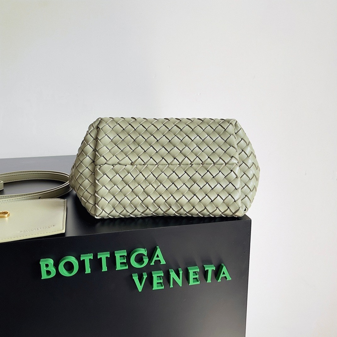 Top Quality Knockoff Bottega Veneta Cabat Mini Bag In Travertine Intrecciato Lambskin