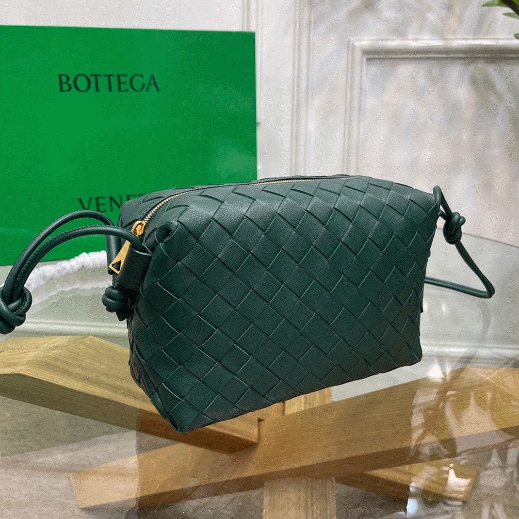 Knockoff Bottega Veneta Loop Small Bag Raintree