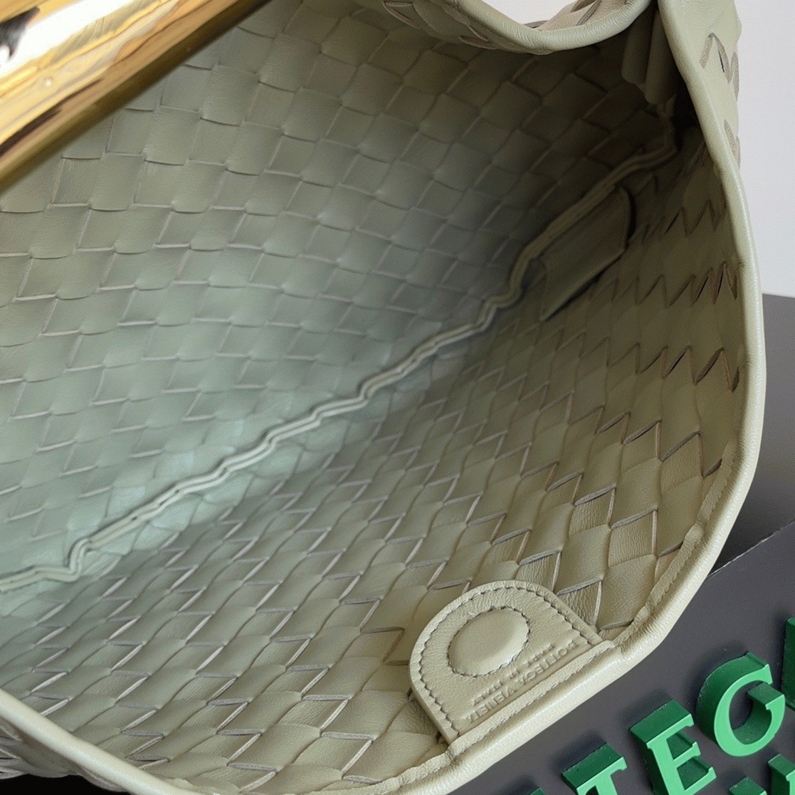 Replica Bottega Veneta Sardine Small Bag Travertine