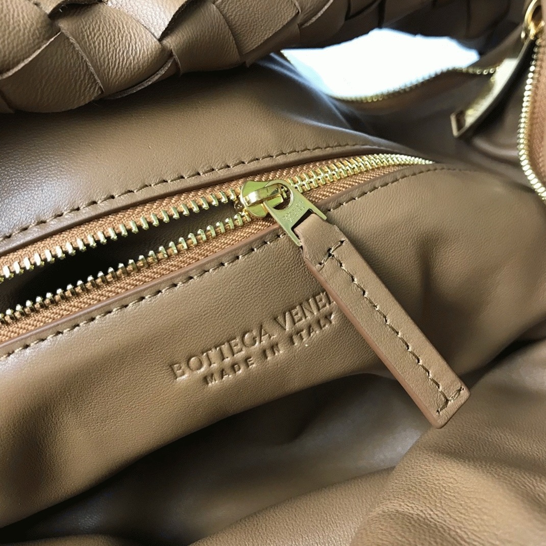 Replica Bottega Veneta BV Jodie Small Bag Caramel