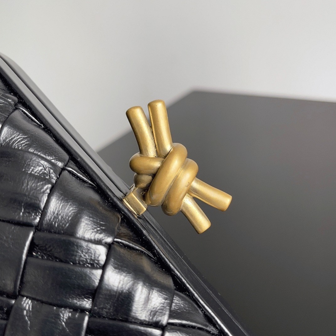 Replica Bottega Veneta Knot Minaudiere Clutch Black Foulard