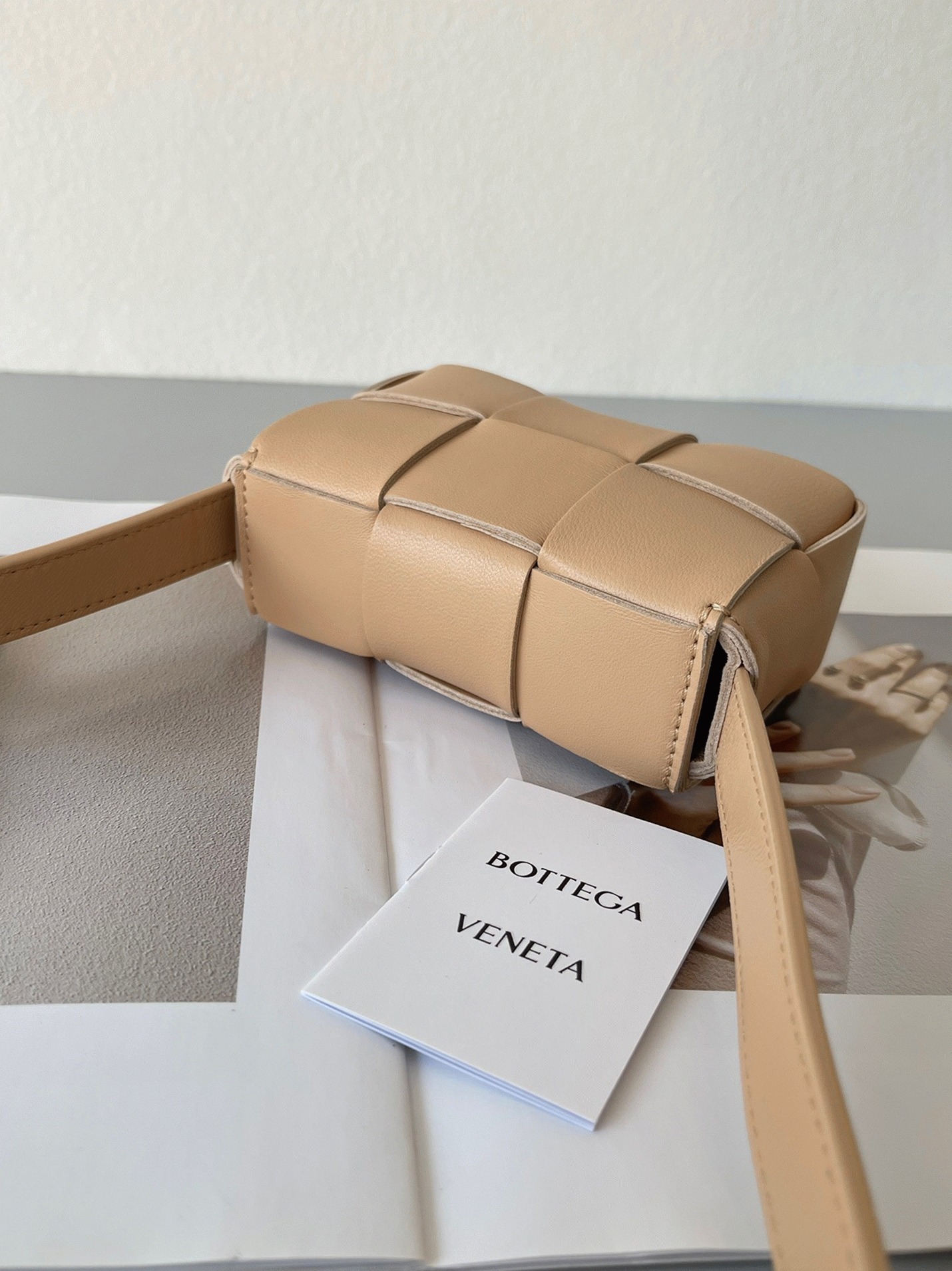 Top Quality Knockoff Bottega Veneta Candy Cassette Bag In Almond