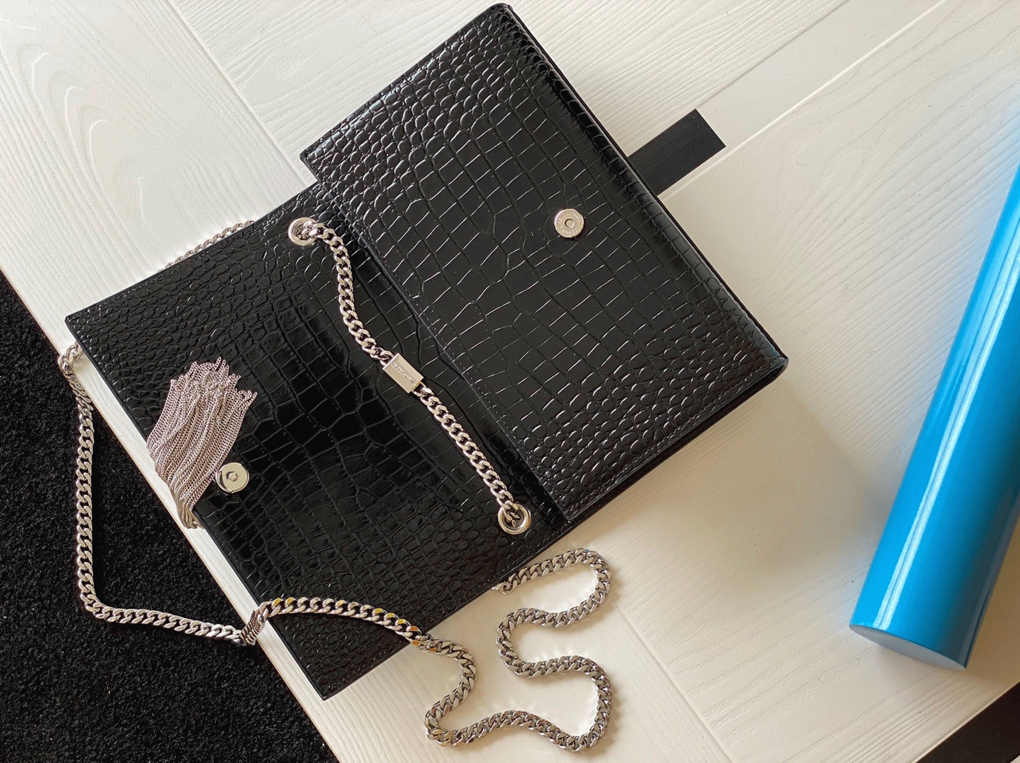 Replica Saint Laurent Kate Medium Tassel Bag Noir Crocodile-embossed Leather