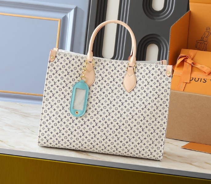 Romance OnTheGo MM In Sand And Azure Blue