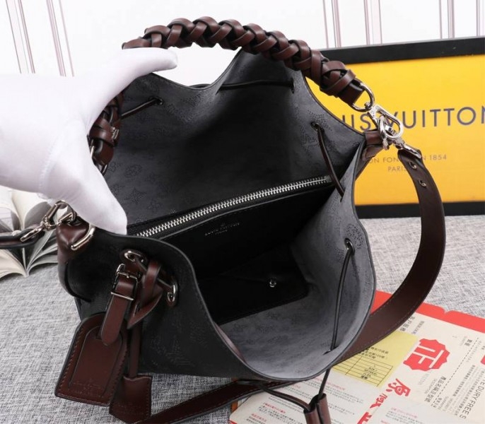 LV Mahina Muria Bag In Black