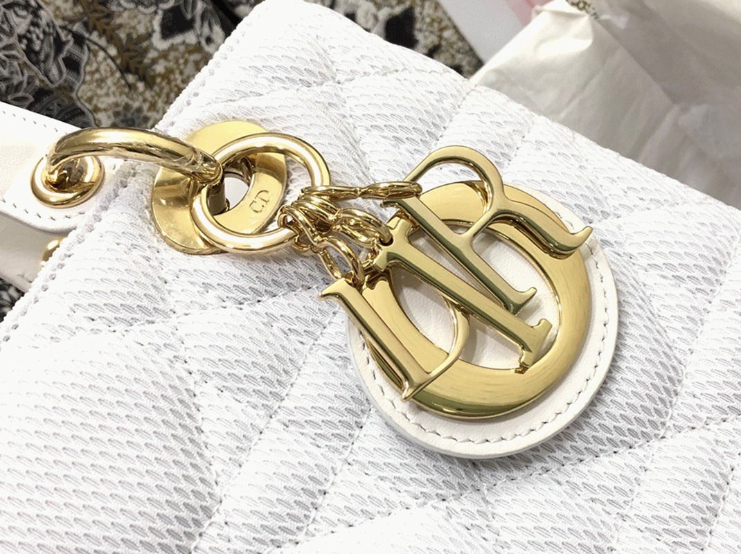 Dior Lady D-Lite Medium Bag Replica in White Macrocannage Technical Fabric