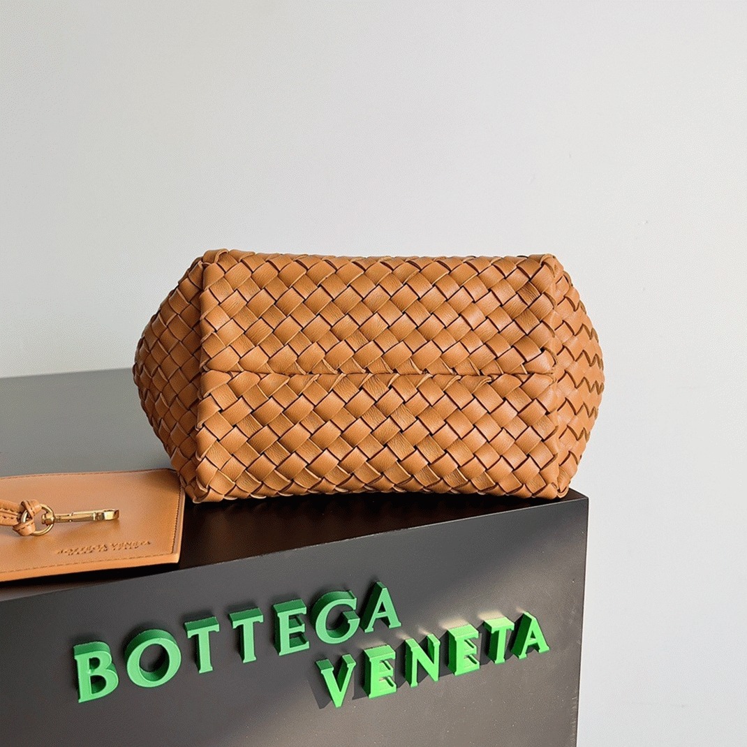 Top Quality Replica Bottega Veneta Cabat Mini Bag In Caramel Intrecciato Lambskin