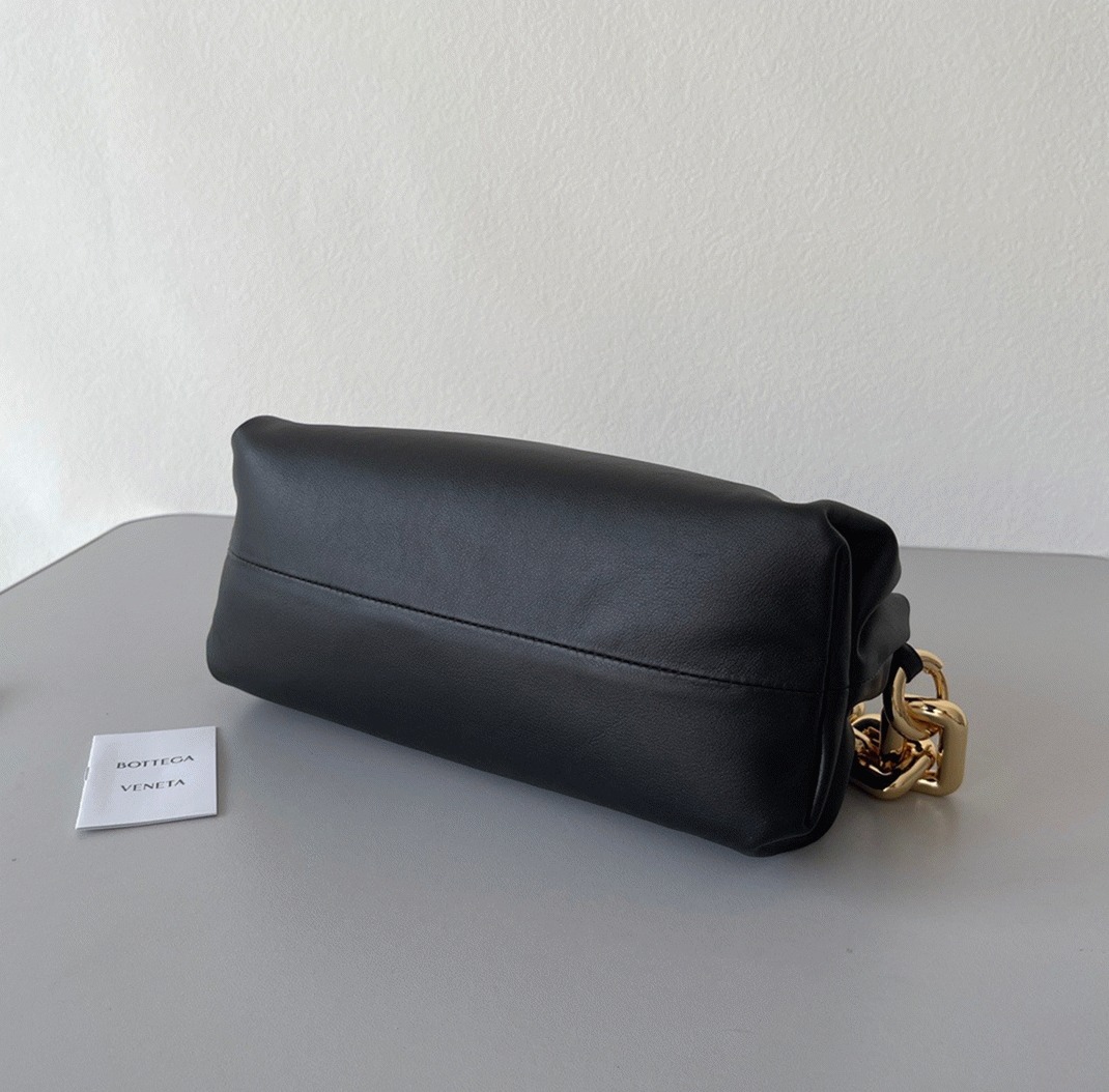 Replica Bottega Veneta The Chain Pouch Bag Black