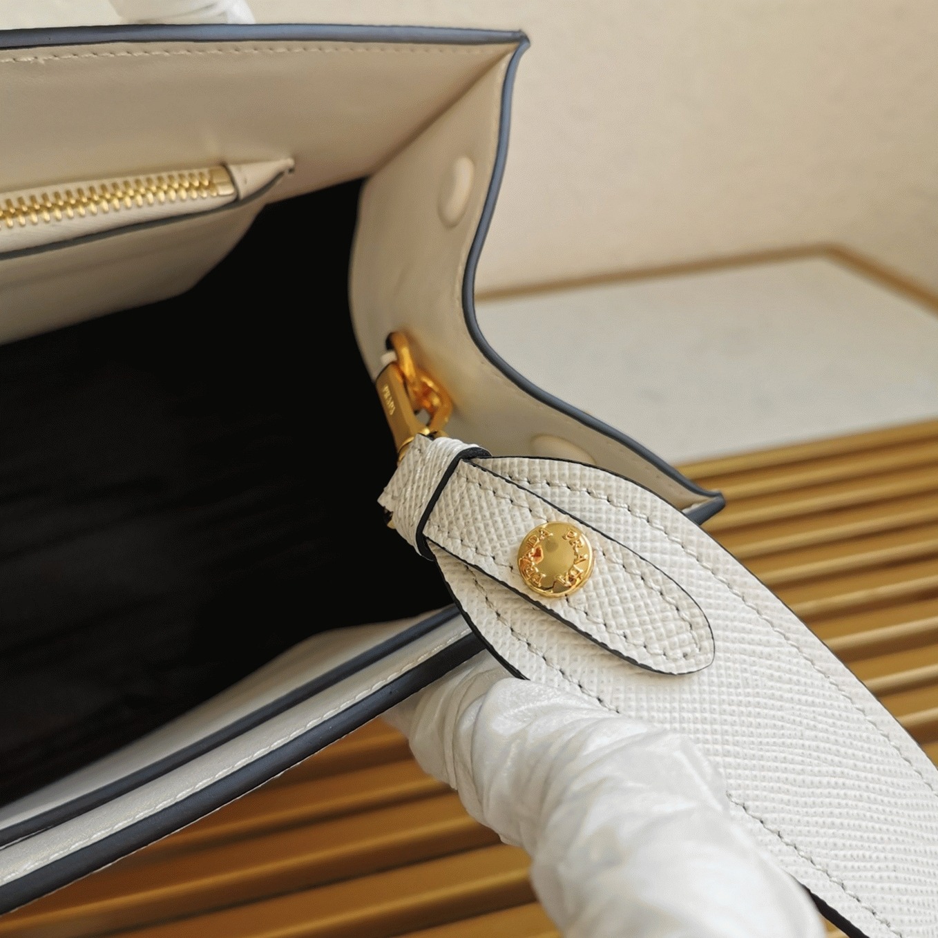 Prada Monochrome Medium Bag Fake in White