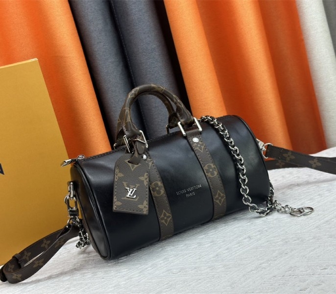 Louis Vuitton Vibe Keepall Bandouliere 25 In Black And Monogram Canvas