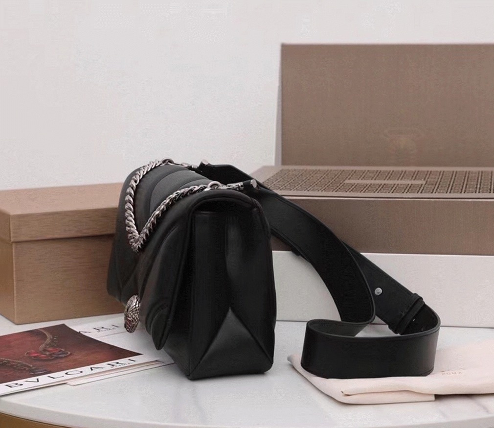 Knockoff Bvlgari Serpenti Cabochon Small Bag Black Calfskin