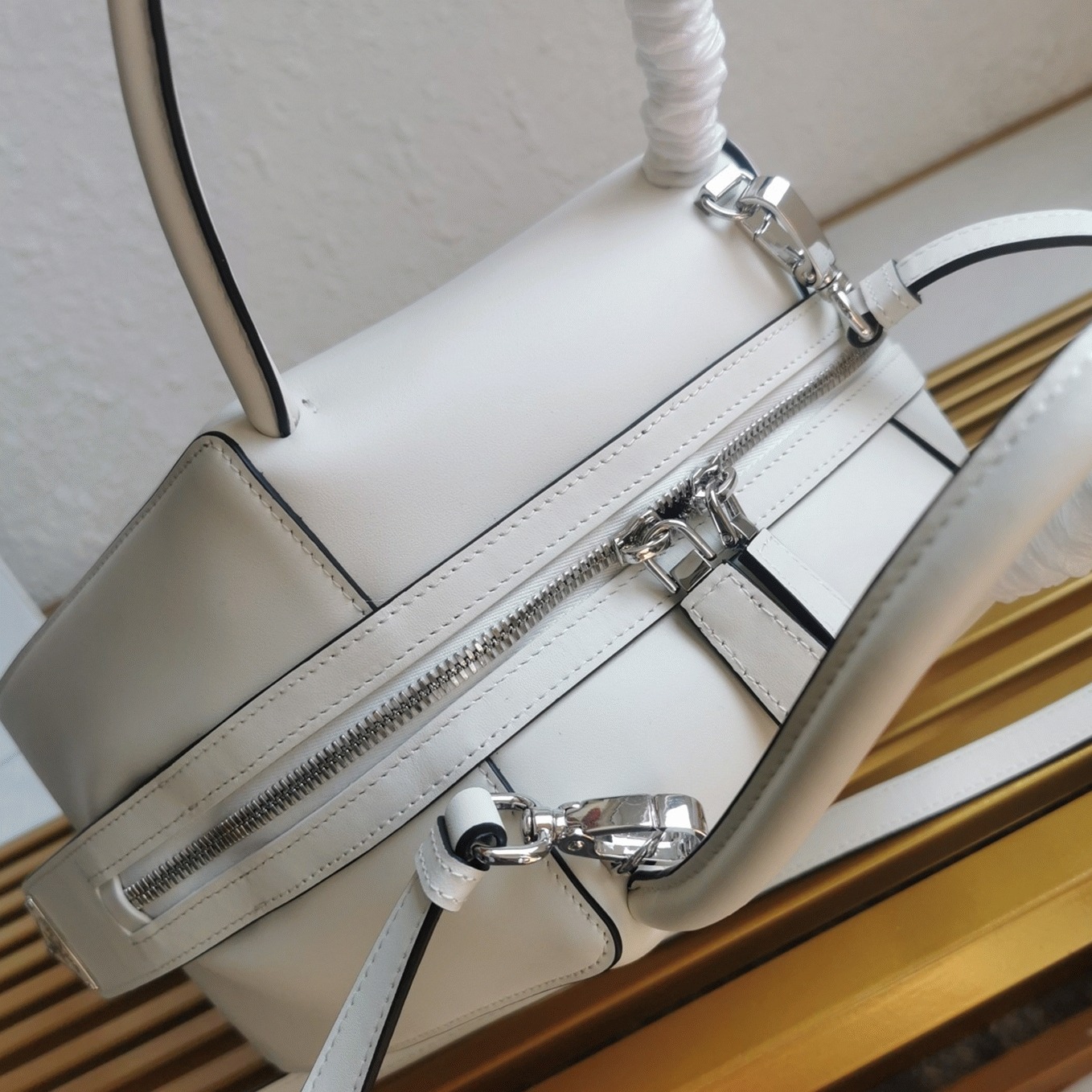 Prada Supernova Small Top Handle Bag Imitation in White