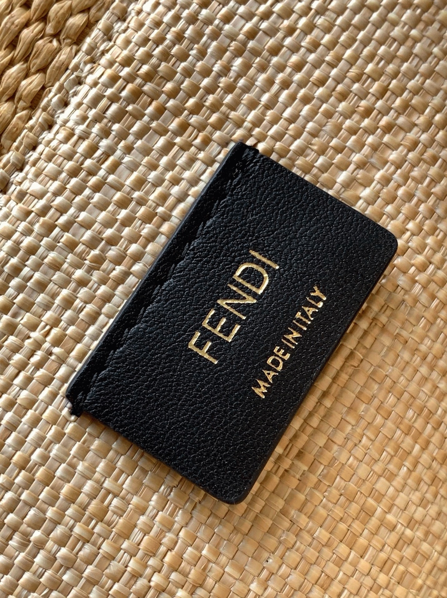 Top Quality Replica Fendi Sunshine Medium Tote Bag in Natural Straw