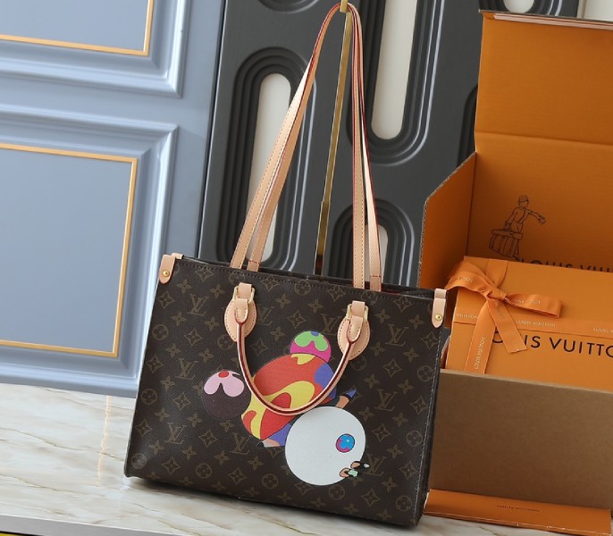 LV X TM Monogram Canvas OnTheGo MM With Bijou Edition