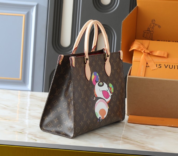LV X TM Monogram Canvas OnTheGo MM With Bijou Edition