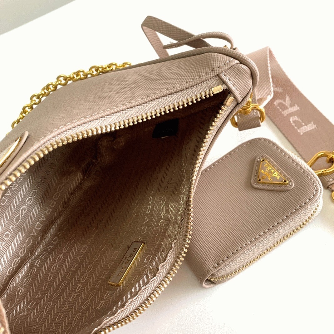 Prada Re-Edition 2005 Shoulder Bag Fake in Taupe